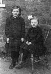 Dora and May Plucknett, about 1914